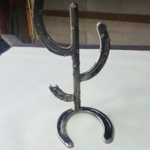Horseshoe Hanger